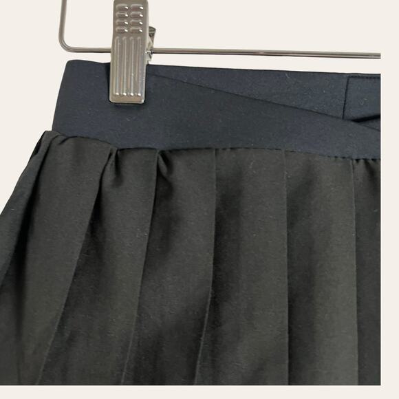 Frankies Bikinis Active Windy Pleated Mini Black Tennis Skort Size XS - Picture 7 of 10